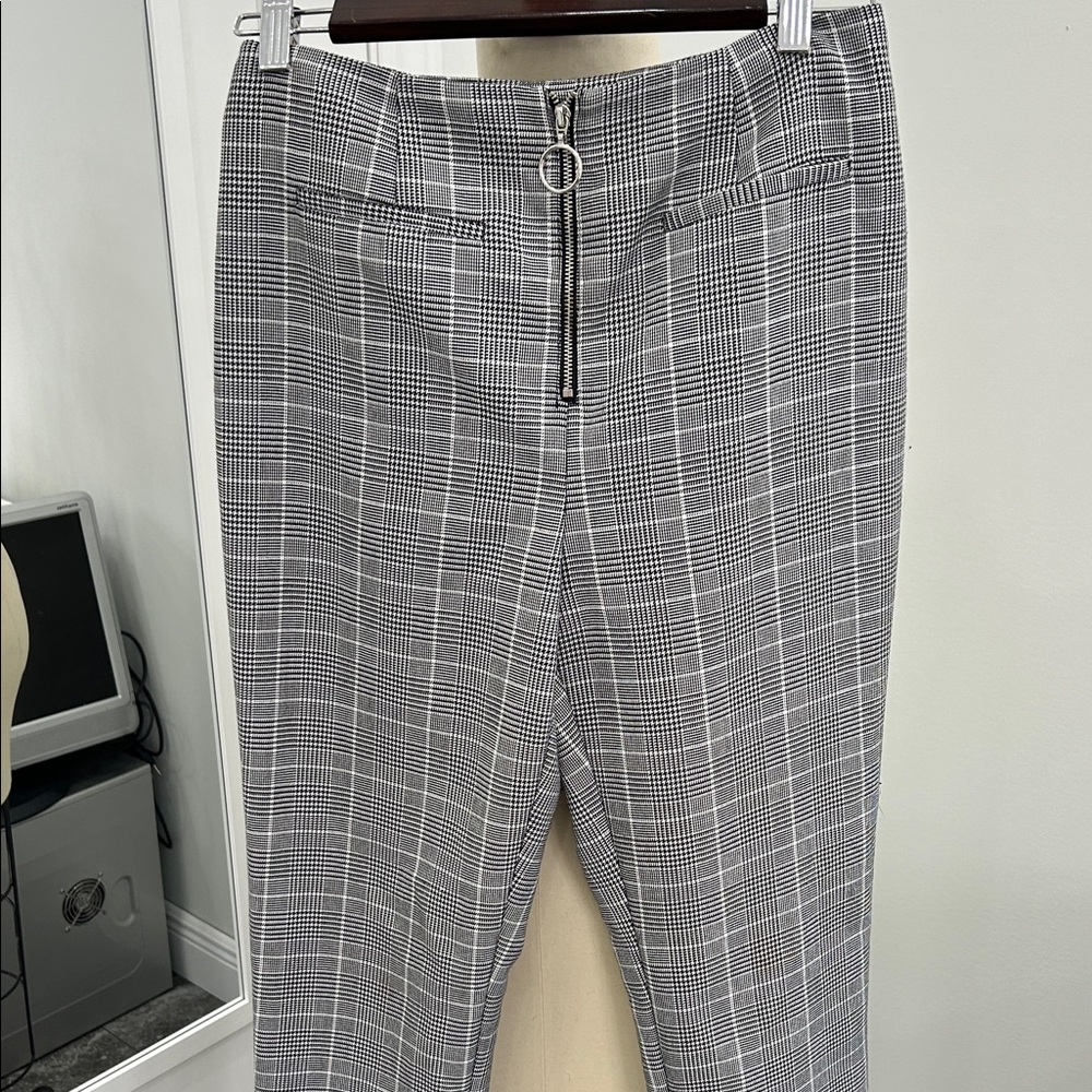 Forever 21 Black and White Plaid Pants